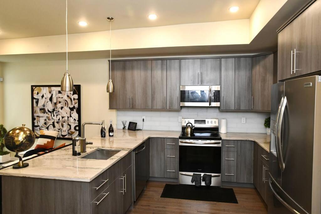 Yanne'S Place - Dual-Lounge ฟิลาเดลเฟีย ภายนอก รูปภาพ